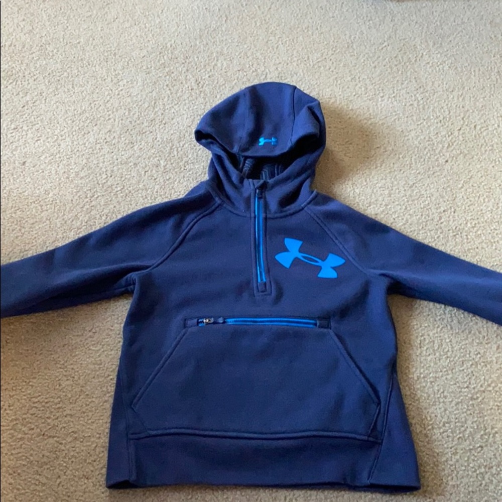 Under Armour boys COLDGEAR sweatshirt size XXS (6)